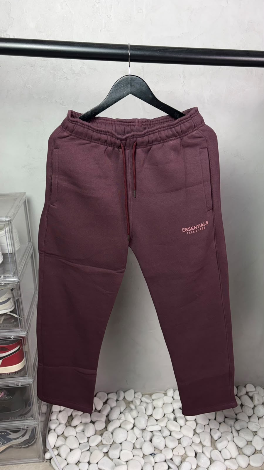 Essentials Premium SweatPants. 3208