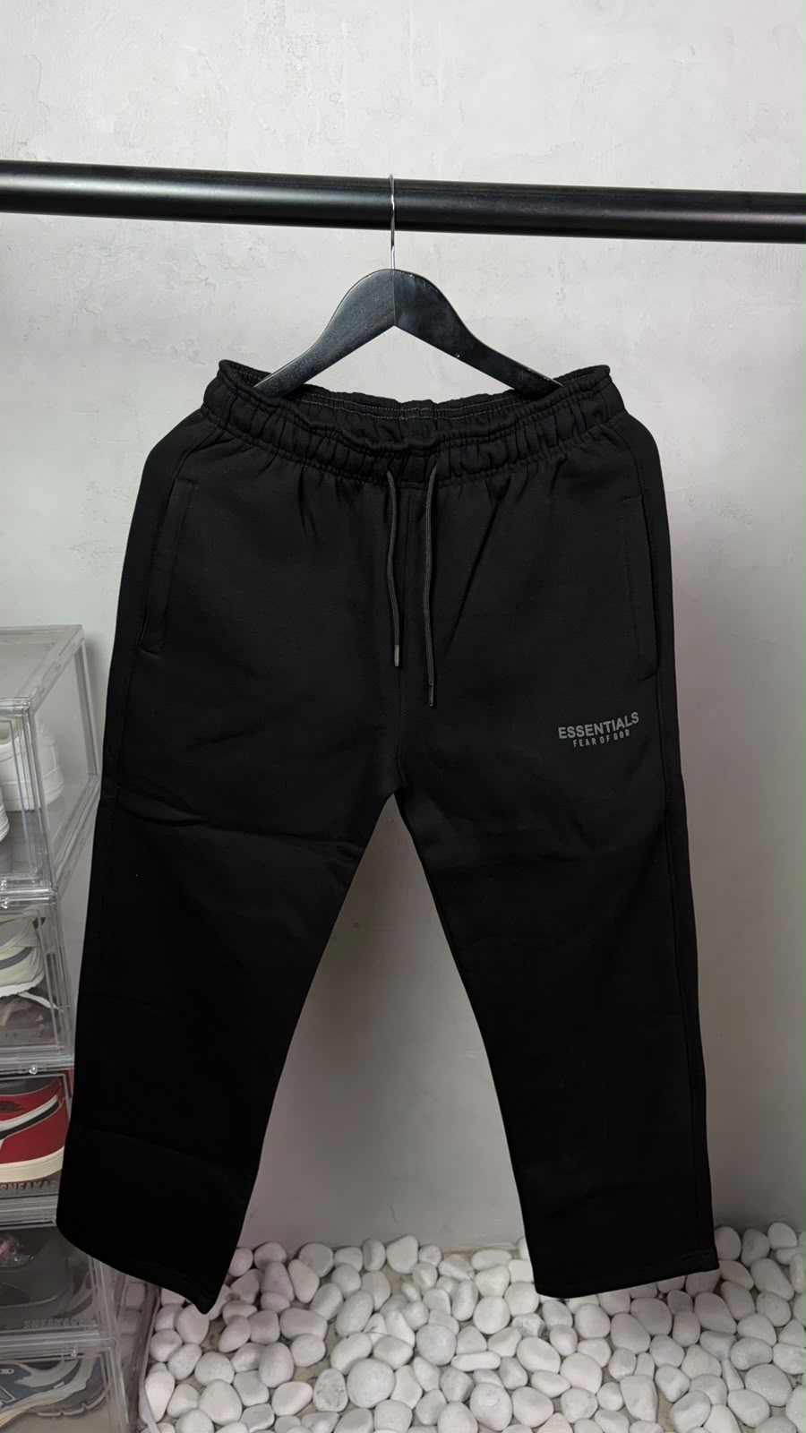 Essentials   Premium SweatPants. 3209