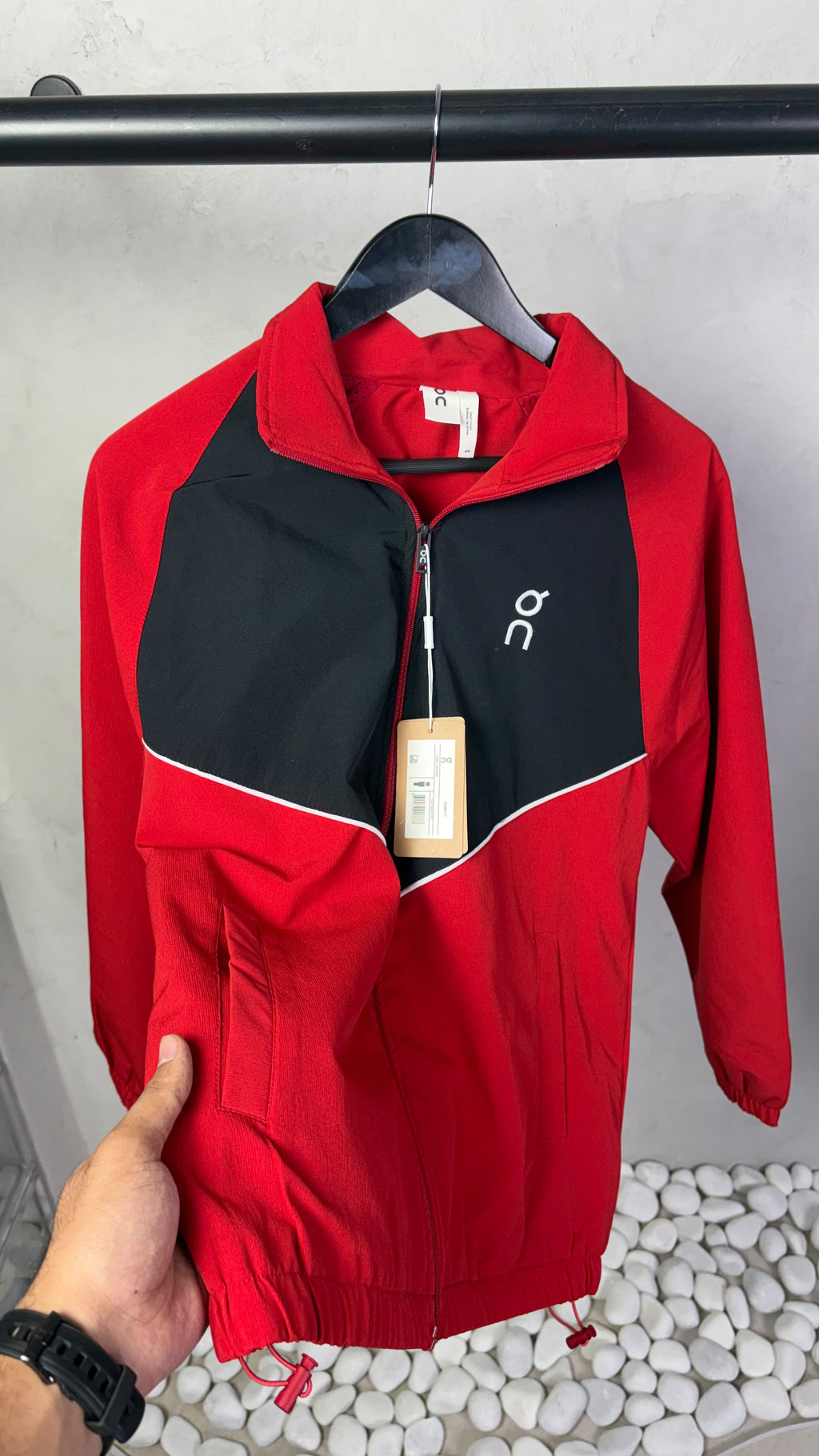 ON Clou_d Premium Windbreaker Jackets