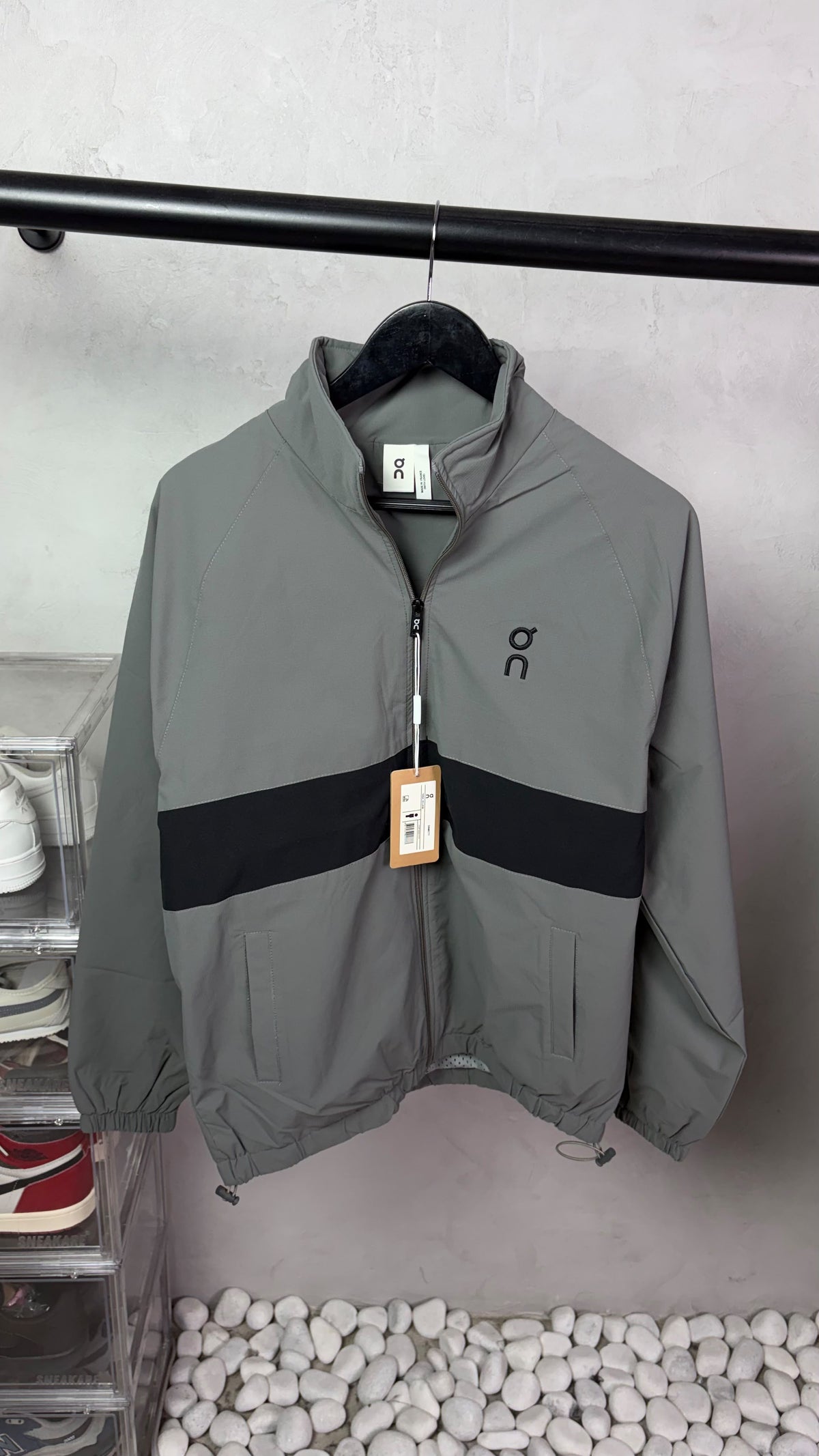On Cloud Premium Windbreaker Jacket 3245