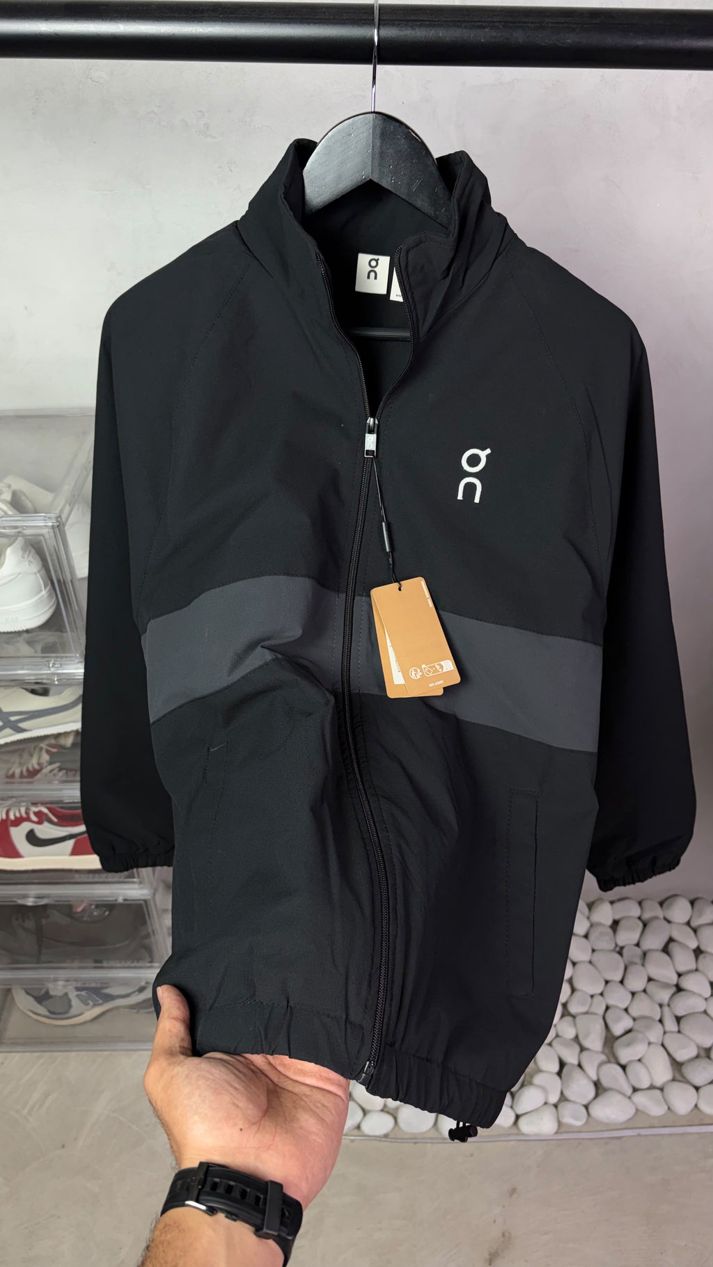 On Cloud Premium Windbreaker Jacket 3202