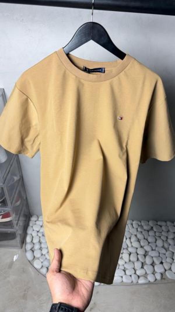 Tomm_y Hilfige_r Premium Round Neck T-Shirt with OG Box Packaging 1574