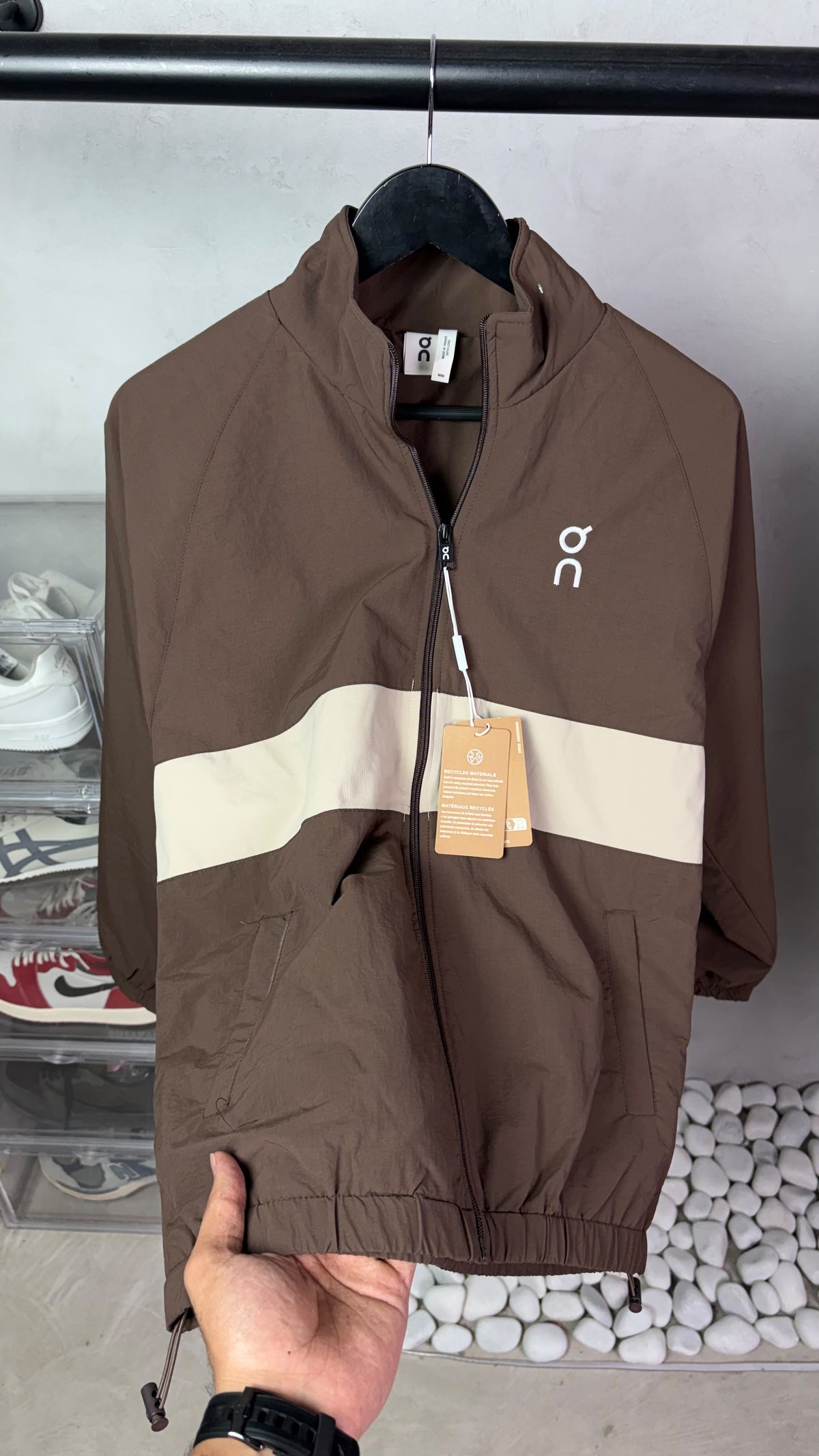 On Cloud Premium Windbreaker Jacket 3245