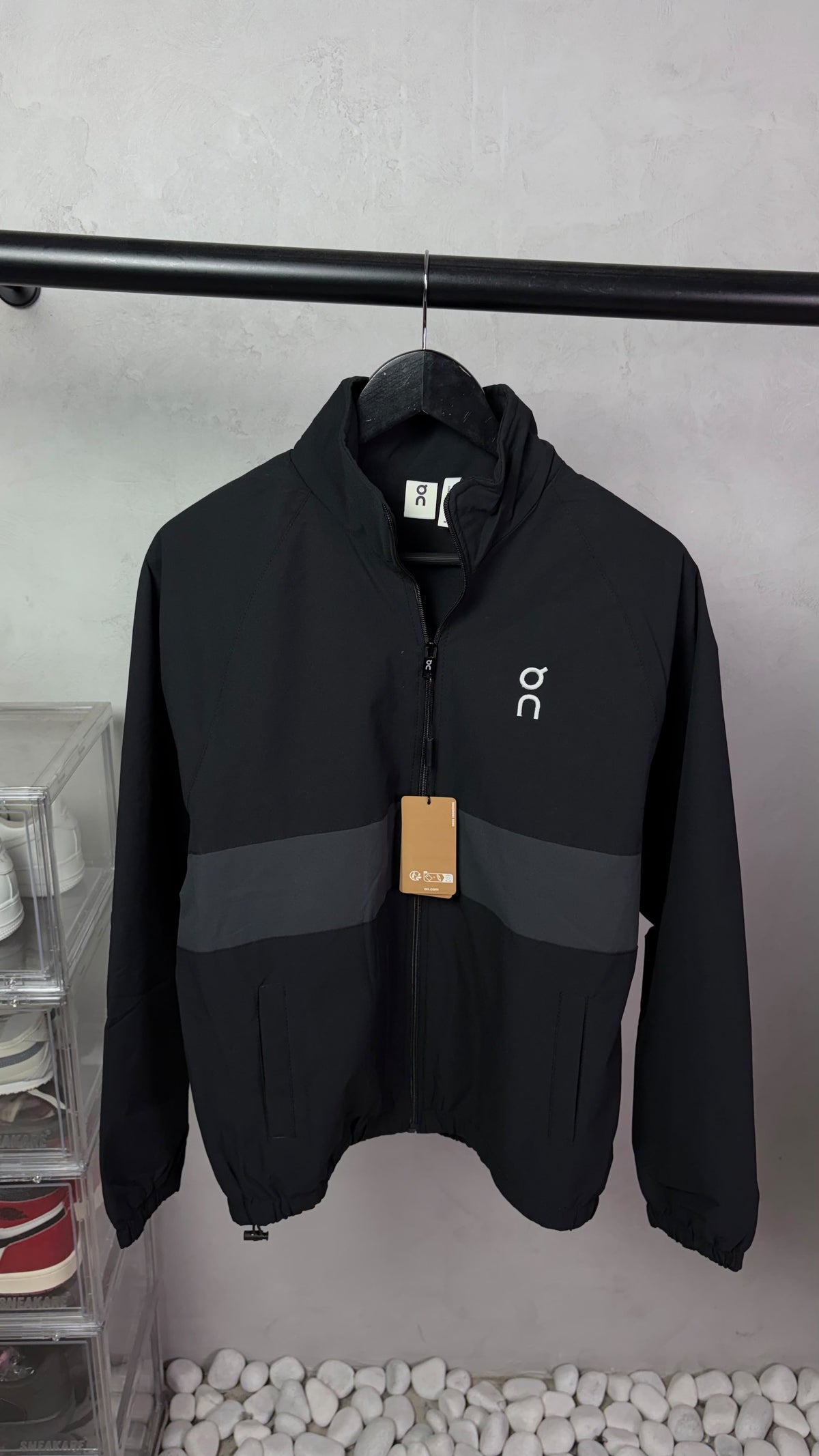 On Cloud Premium Windbreaker Jacket 3202