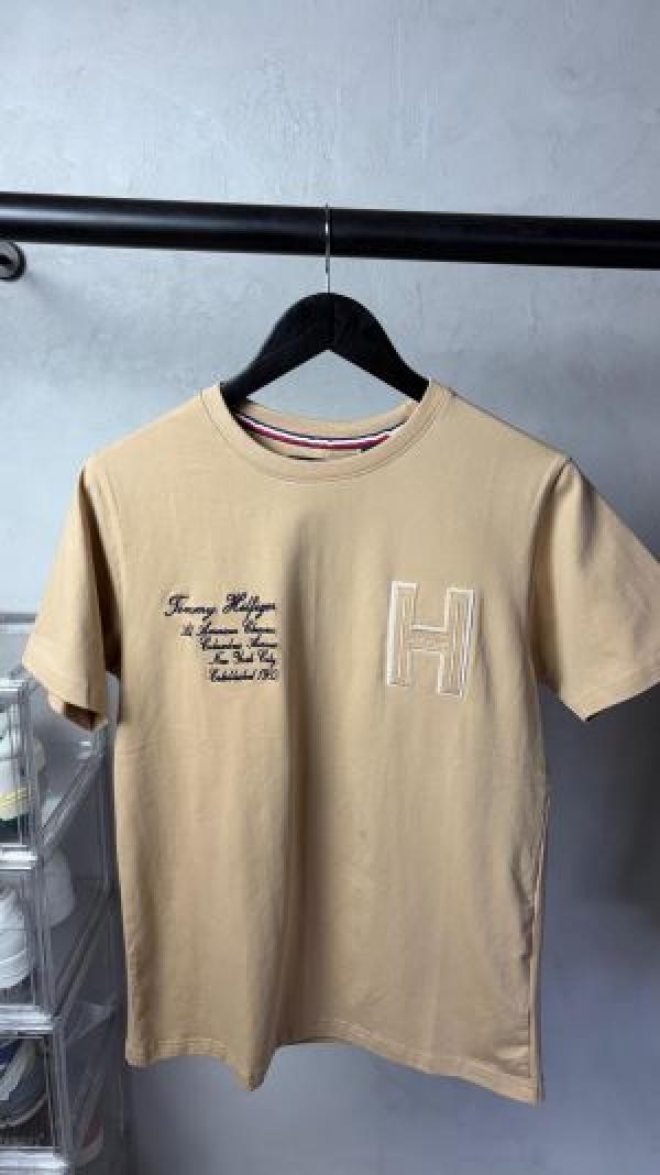 Tomm_y Hilfige_r Premium T-Shirt 1565