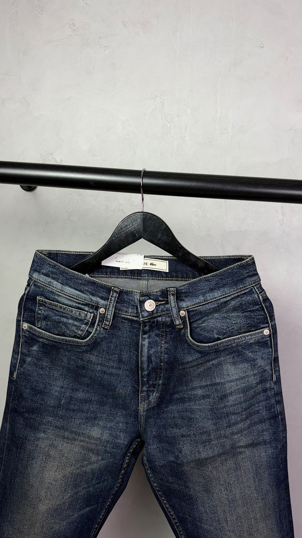 Lacost_e Premium Straight Fit Jeans