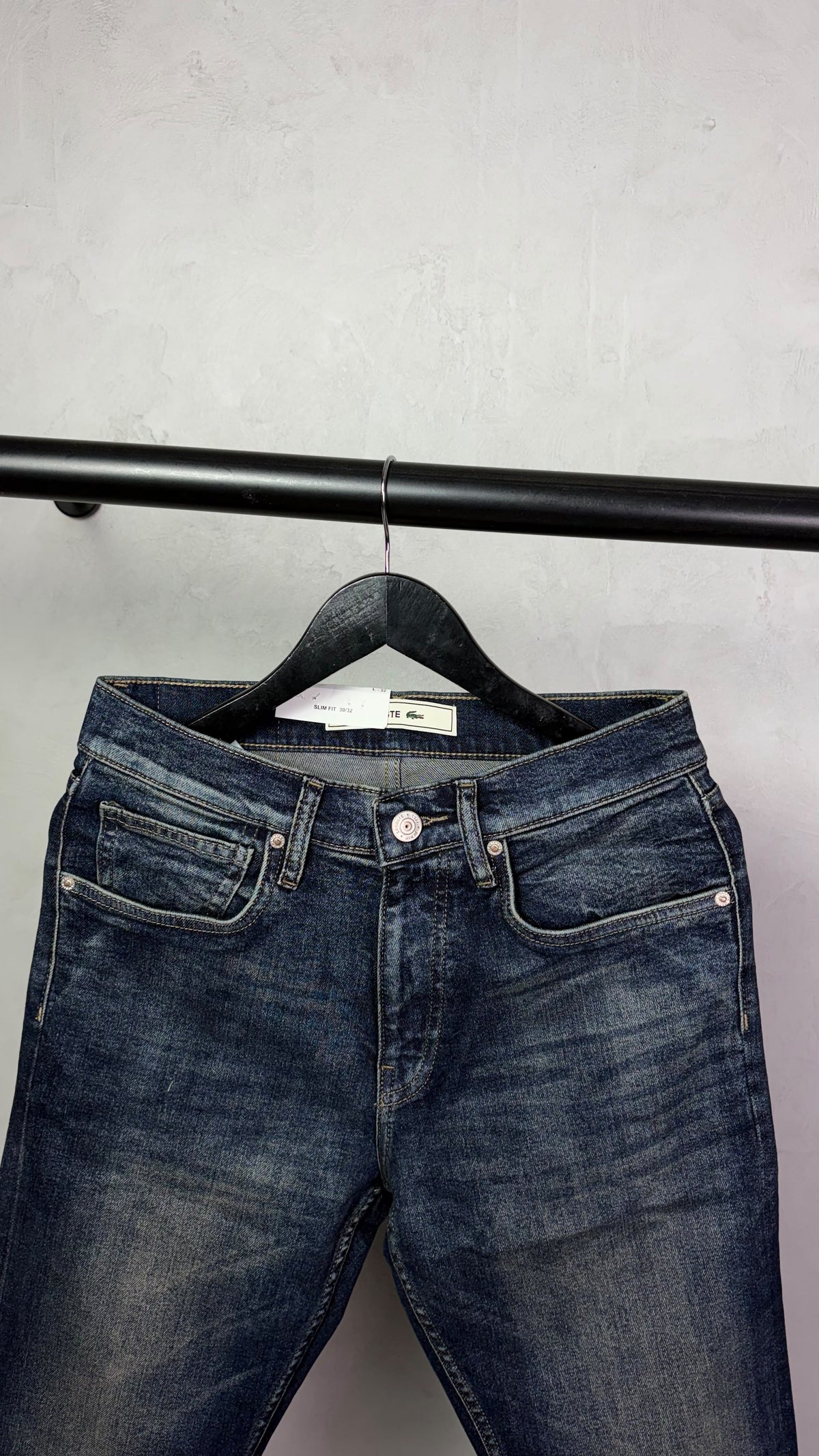 Lacost_e Premium Straight Fit Jeans