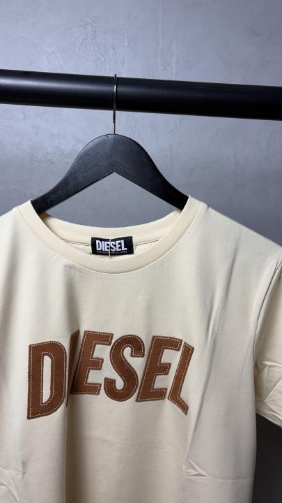 Diese_l Premium Round Neck T Shirt 2371