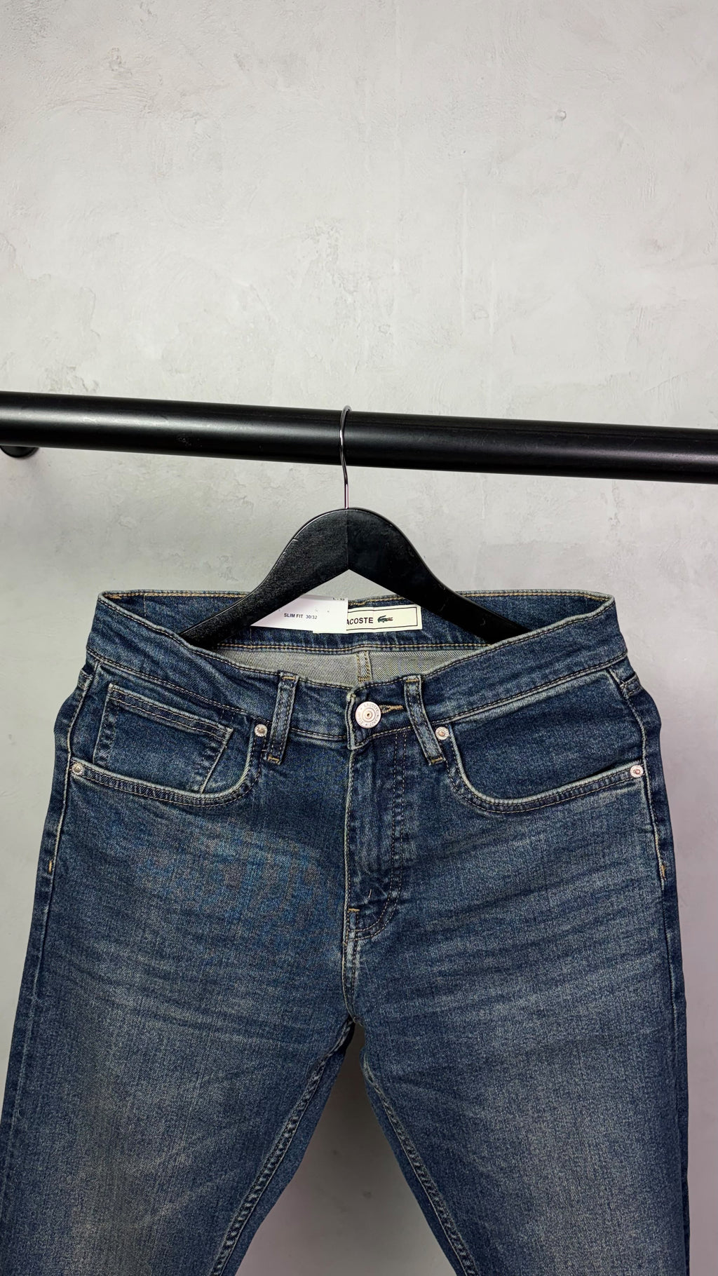 Lacost_e Premium Straight Fit Jeans