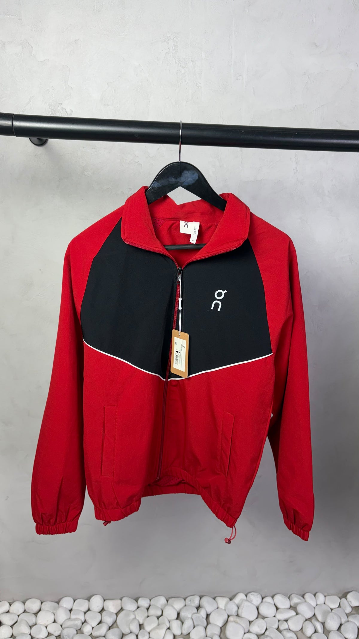 ON Clou_d Premium Windbreaker Jackets