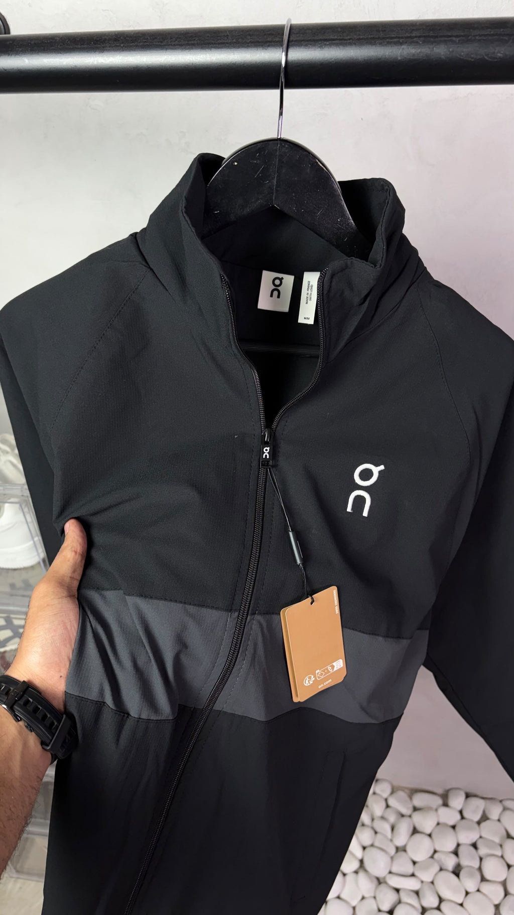 On Cloud Premium Windbreaker Jacket 3202