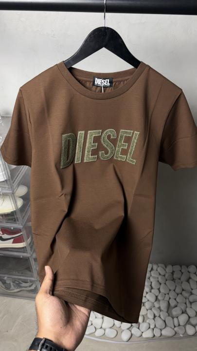 Diese_l Premium Round Neck T-Shirt 2372