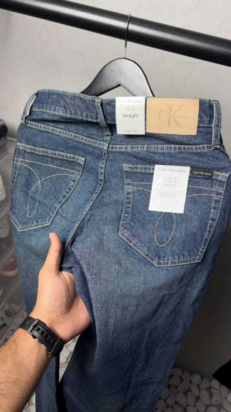 Calvin Kleiin High Quality Straight Fit Jeans 2830