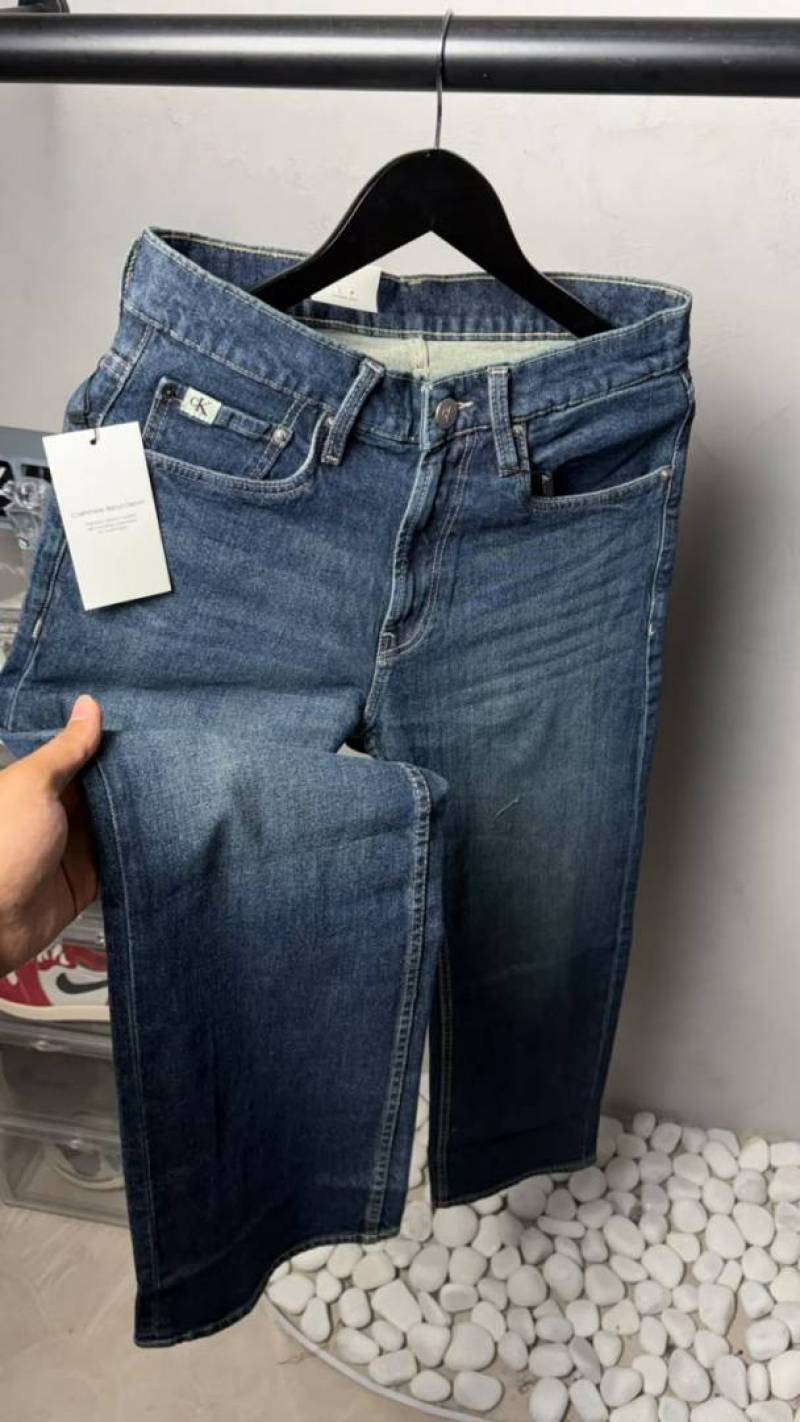 Calvin Kleiin High Quality Straight Fit Jeans 2830