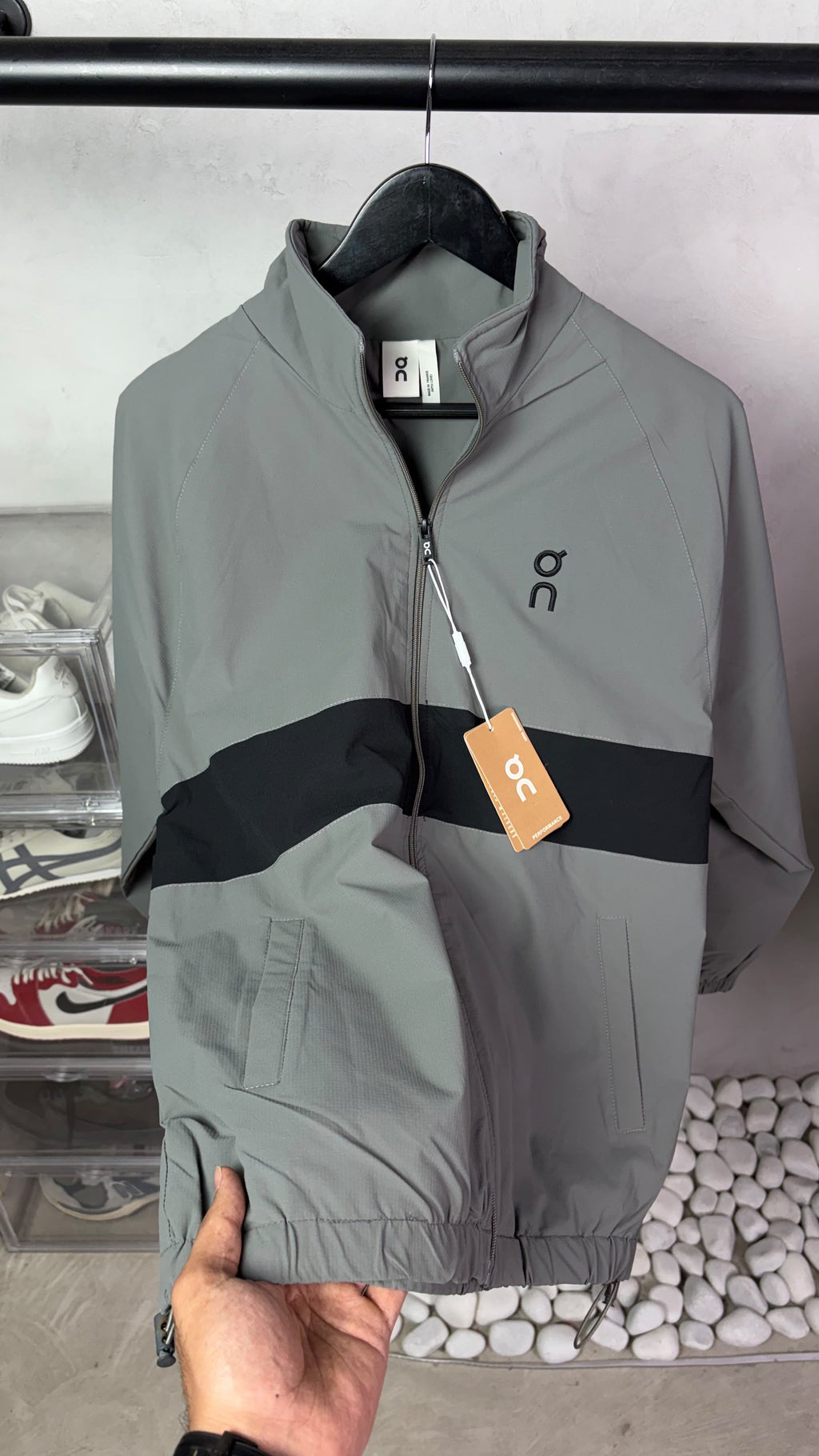 On Cloud Premium Windbreaker Jacket 3245